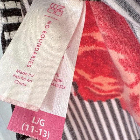 MUST HAVE Feminine faux wrap dress size large by No Boundaries. Stunning! - Picture 2 of 10